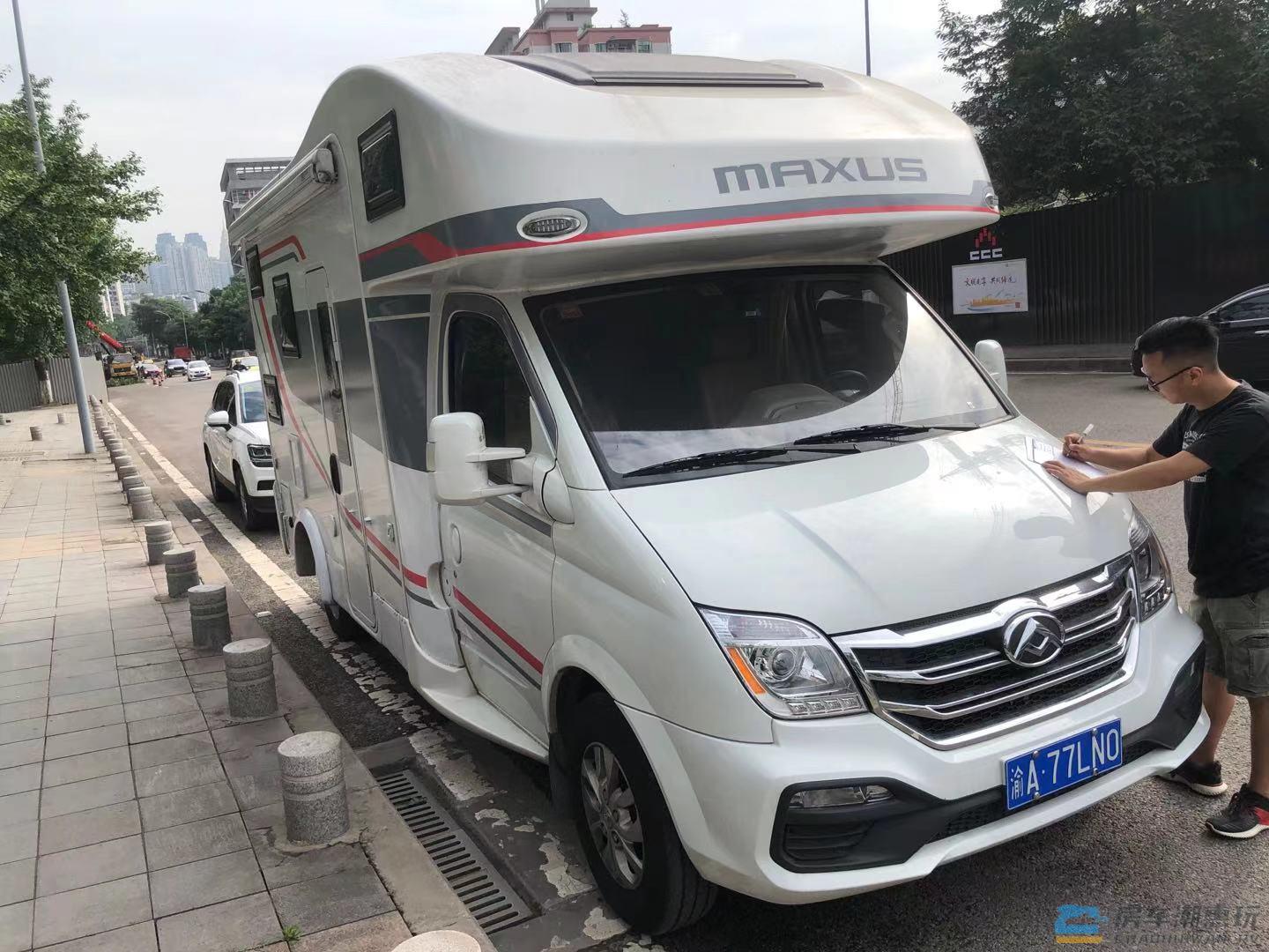 租房车-大通RV80C型大额头房车