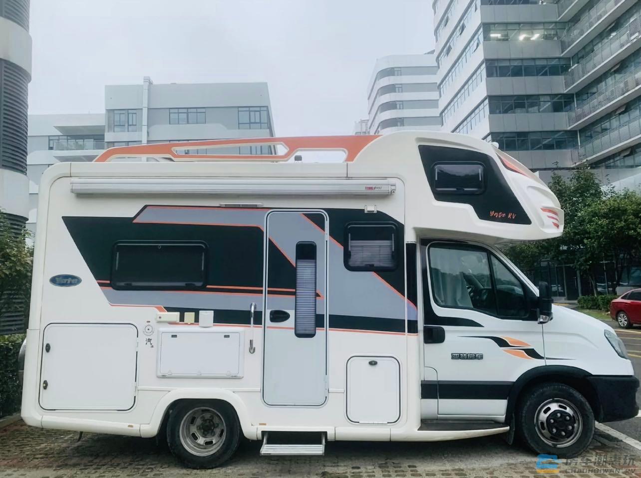 租房车-（深圳取还）亚特依维柯C型房车-白色