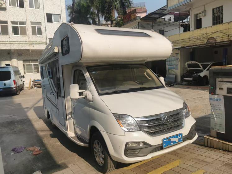 潮惠玩-全国首家高端出行工具租赁平台